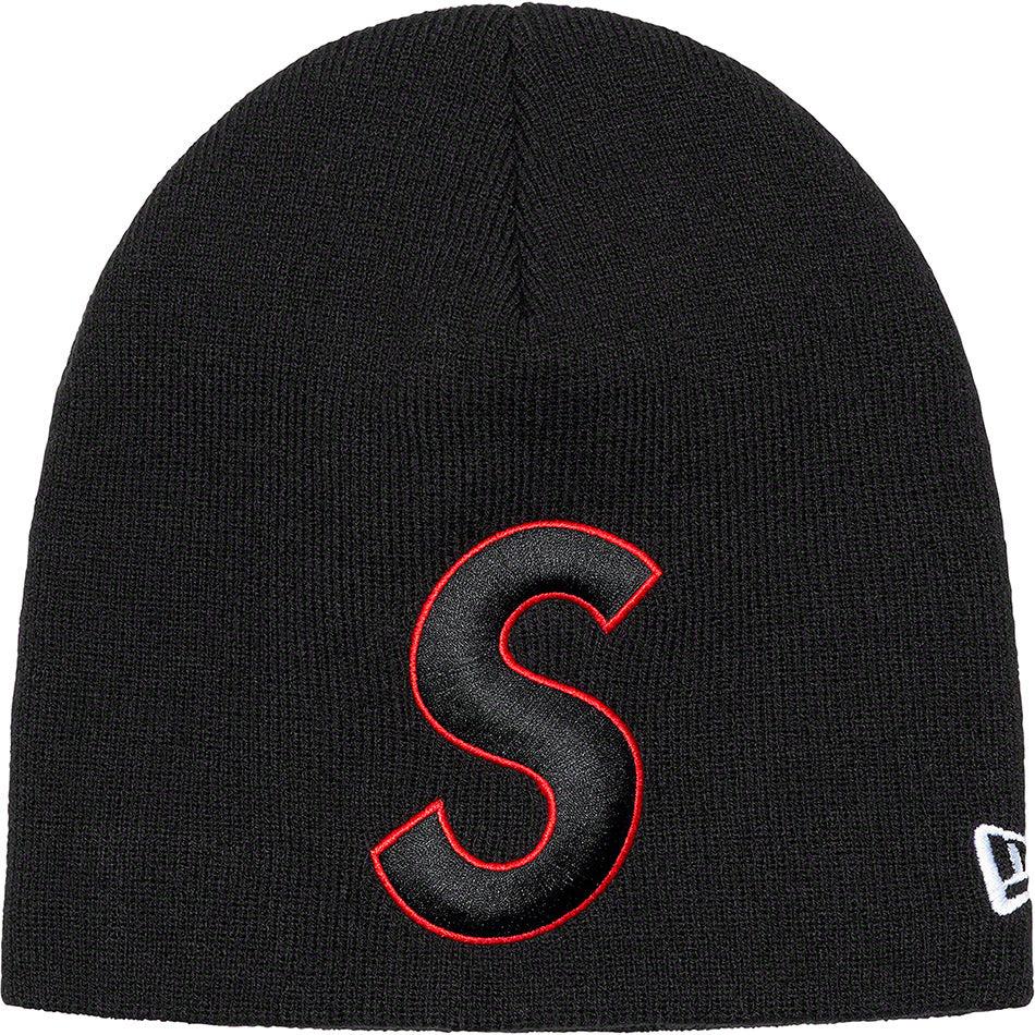 Sombreros Supreme New Era® S Logo Beanie Negros | MX439AP