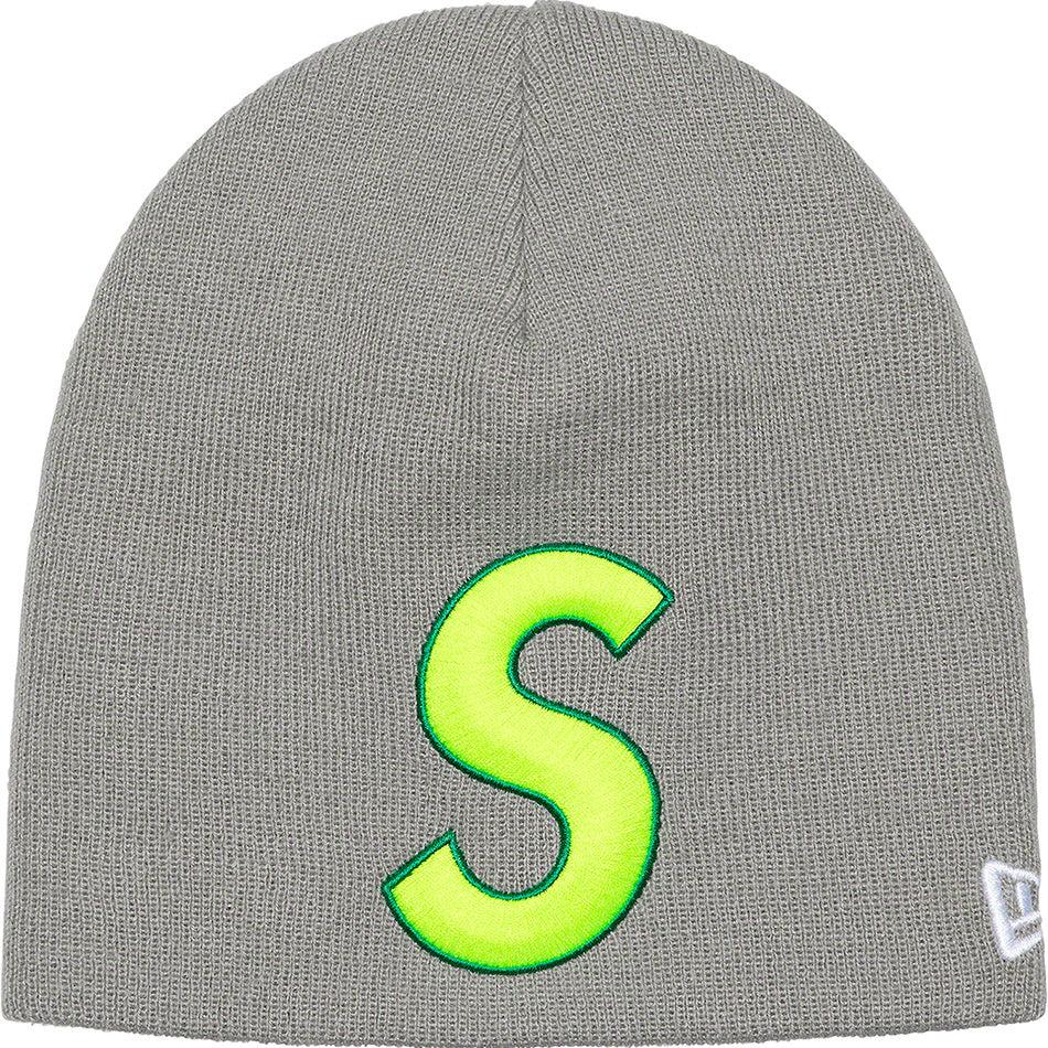 Sombreros Supreme New Era® S Logo Beanie Grises | MX440SO